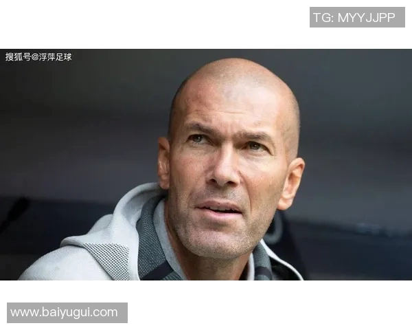 毒枭与足球明星的对话揭示了权力与荣耀背后的黑暗秘密