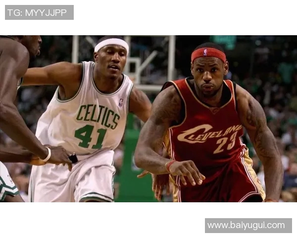 詹姆斯携手足球巨星共创体育传奇的精彩瞬间与故事